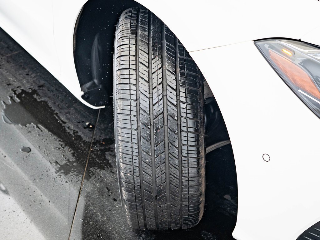 Certified 2025 Mercedes-Benz CLA 250 4MATIC image 38