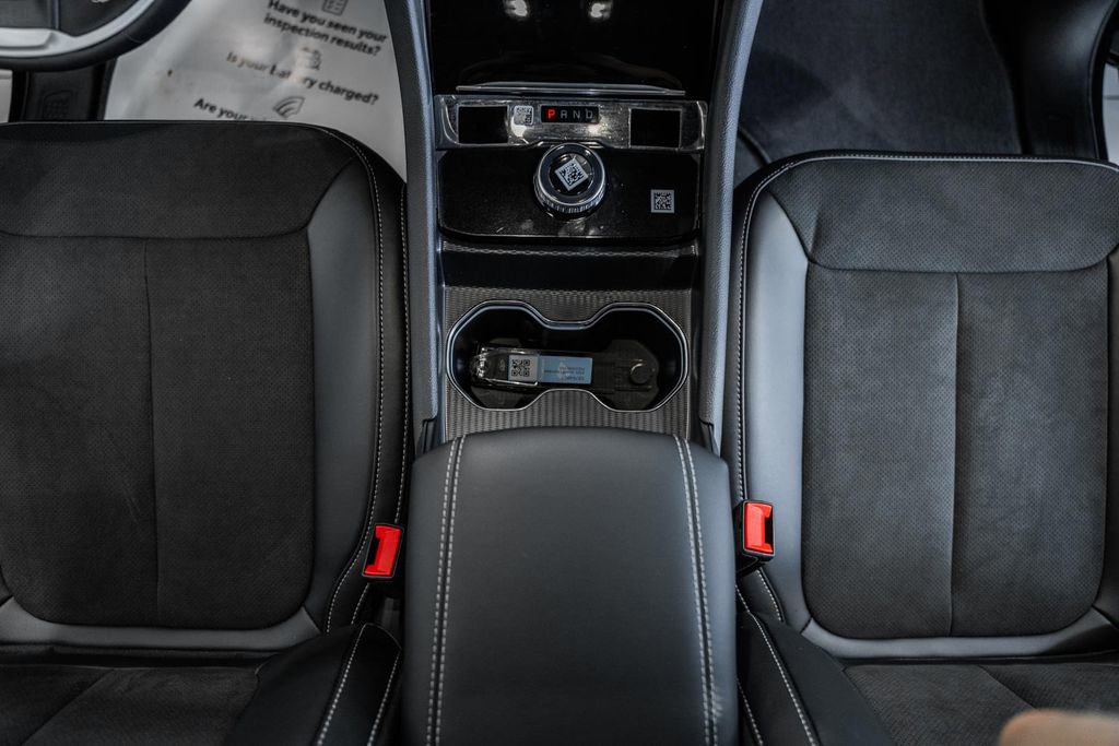 New 2025 Jeep Grand Cherokee Altitude image 24