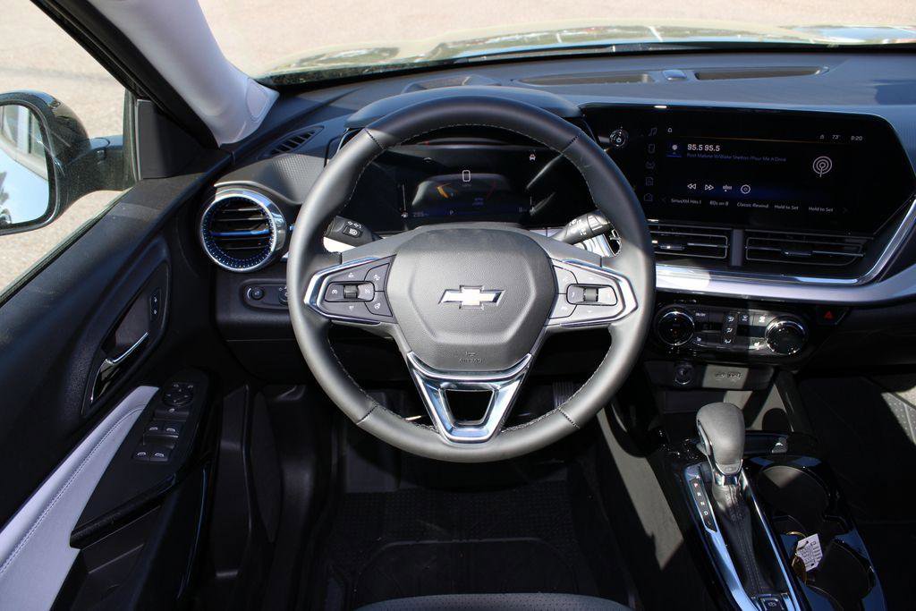 New 2026 Chevrolet Trax LT w/ Driver Confidence Package image 9