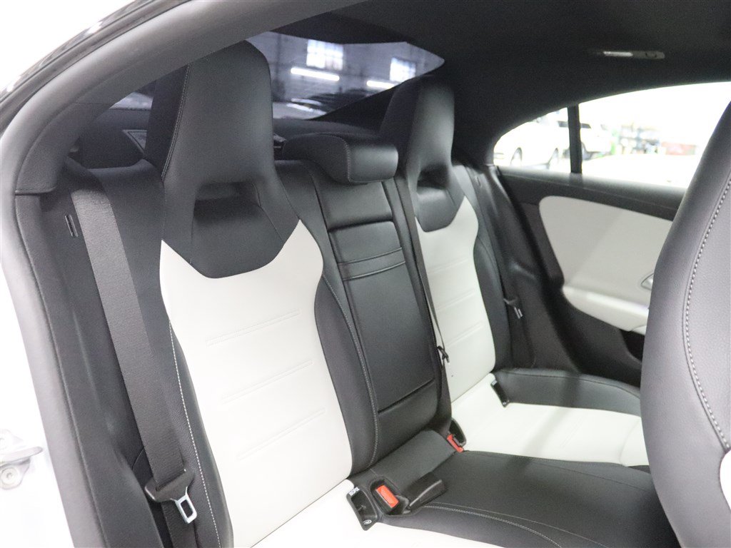 Used 2022 Mercedes-Benz CLA 35 AMG 4MATIC image 20