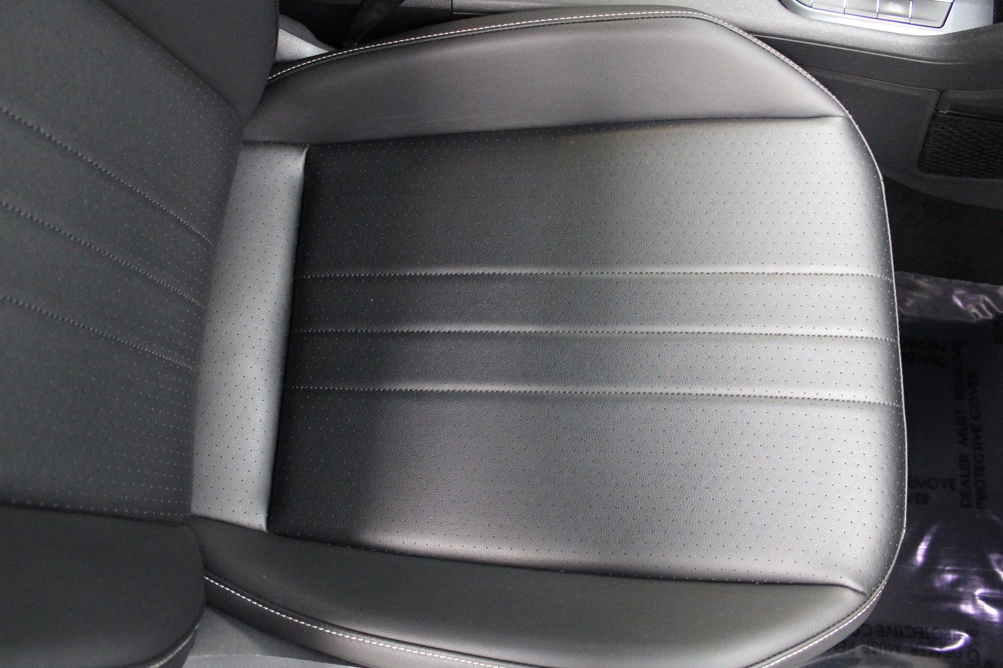 Used 2022 Volkswagen Tiguan SE AWD/4WD image 30