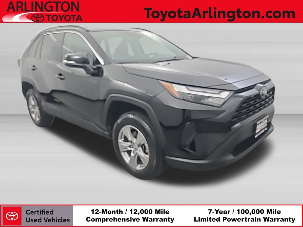 Used 2025 Toyota RAV4 XLE AWD/4WD image 1