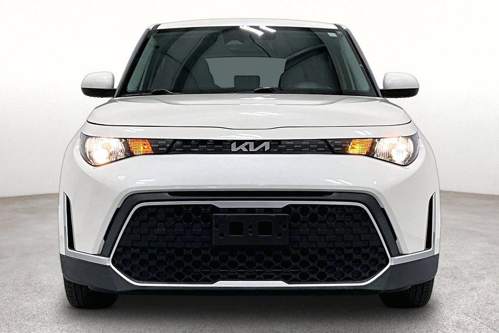 Used 2023 Kia Soul S FWD image 4