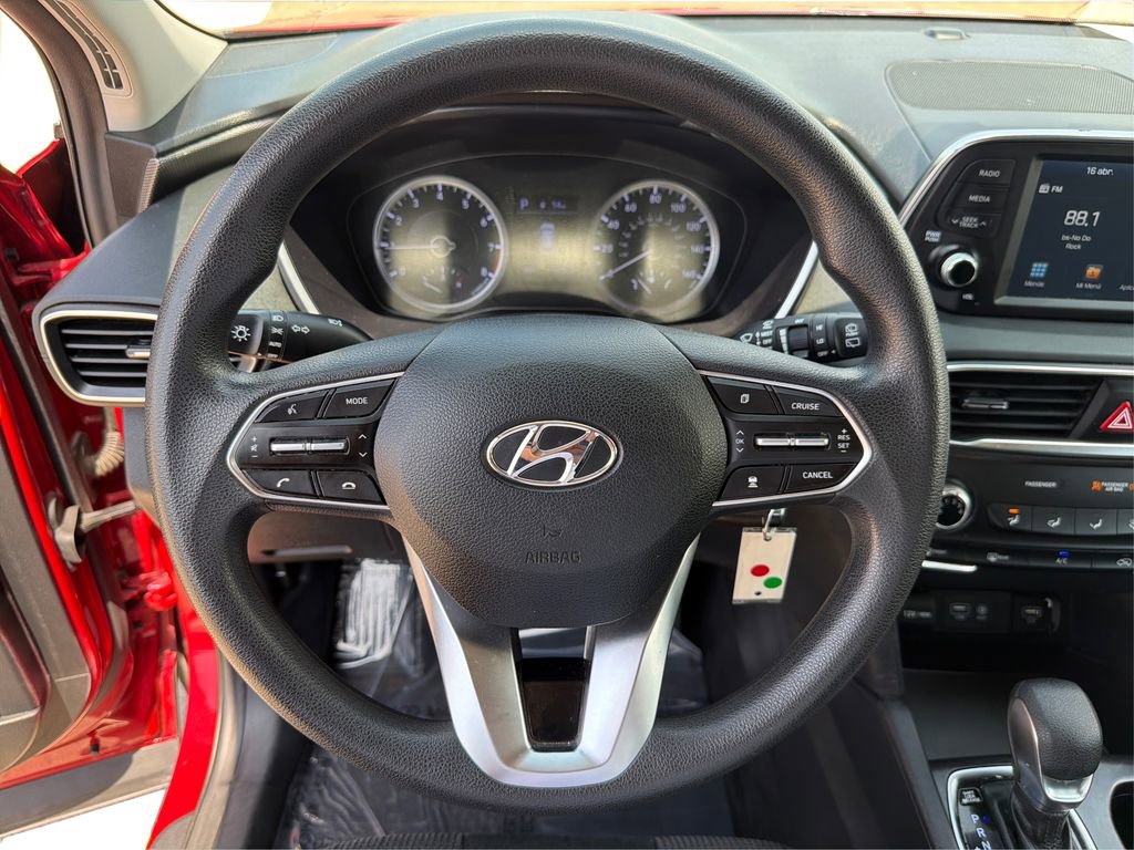 Used 2019 Hyundai Santa Fe SE image 17