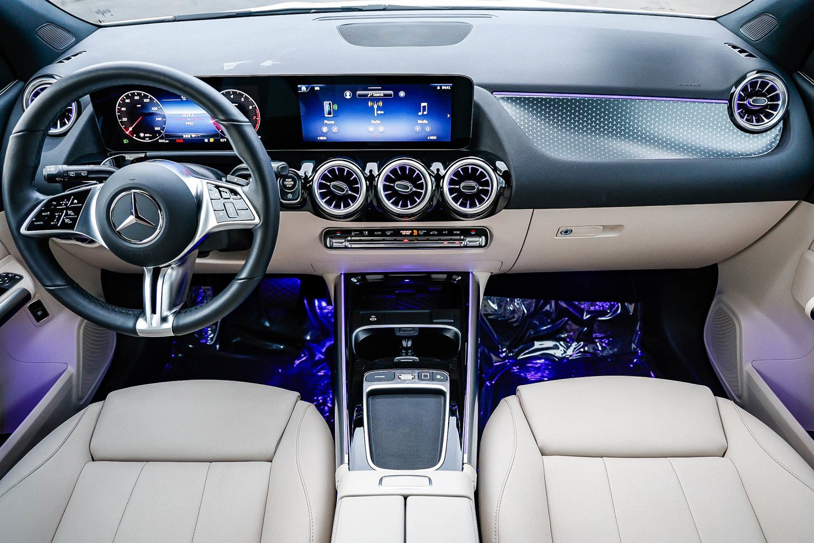 Certified 2025 Mercedes-Benz GLA 250 GLA 250 image 10