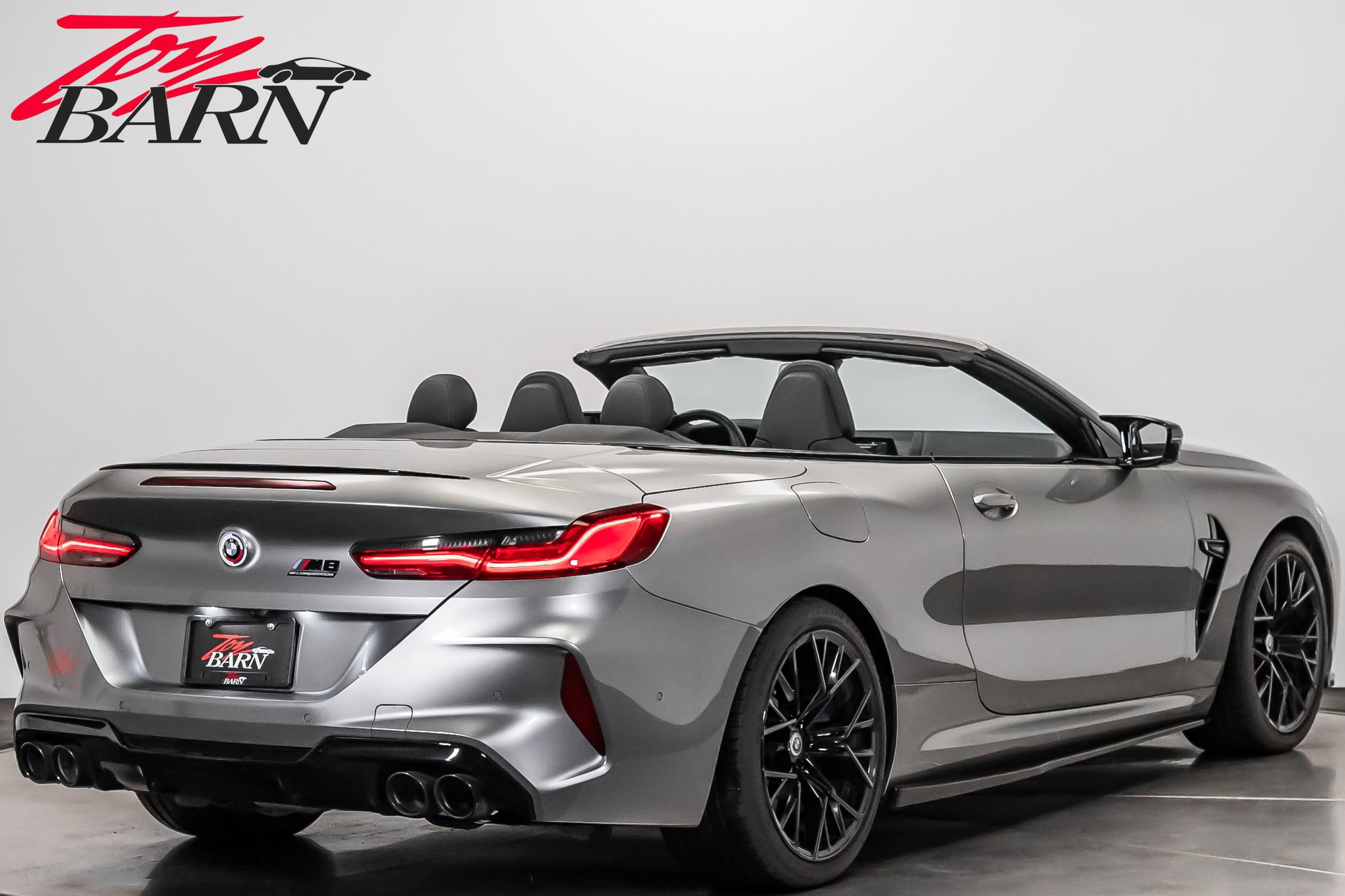 Used 2022 BMW M8 Competition image 5