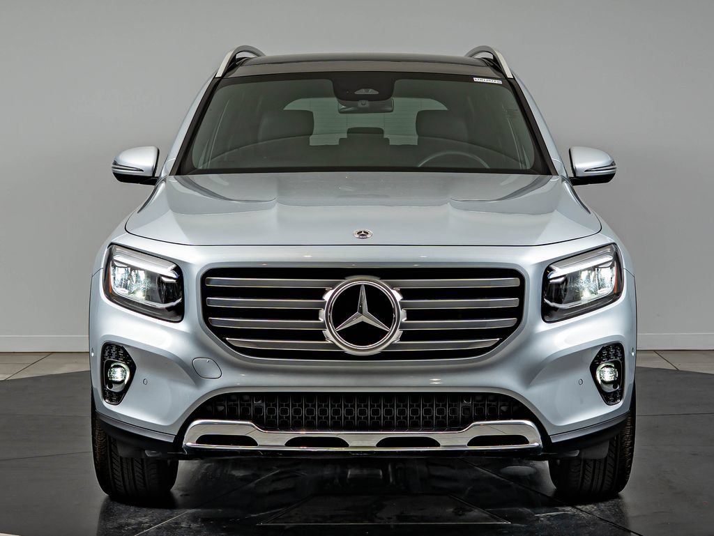 Certified 2026 Mercedes-Benz GLB 250 4MATIC image 2