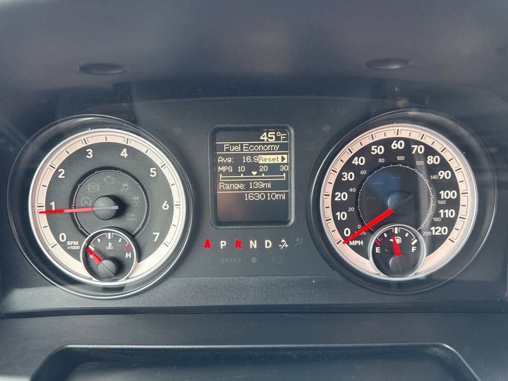 Used 2014 RAM 1500 Express RWD image 23
