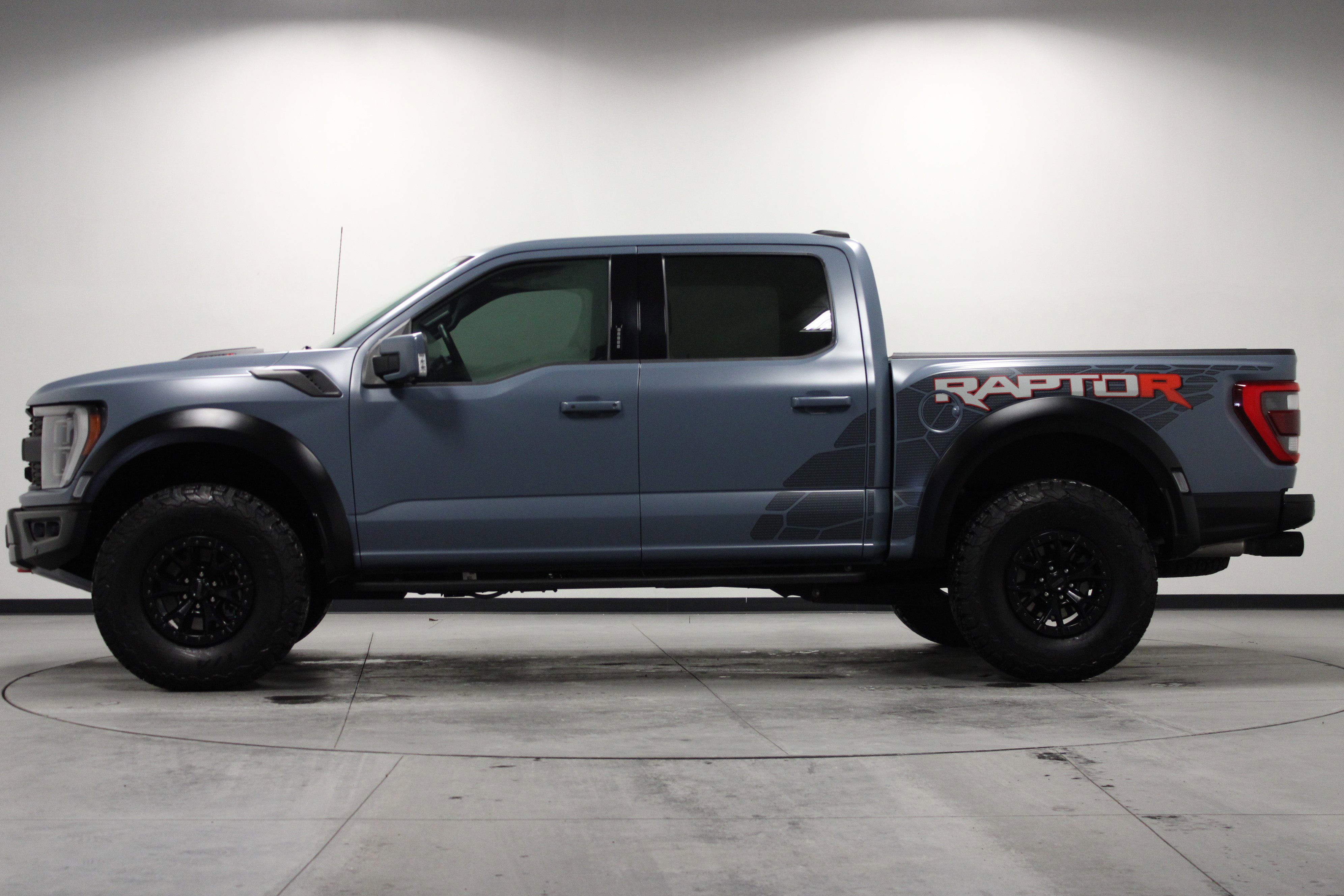 Used 2023 Ford F150 Raptor w/ Equipment Group 802A Raptor R AWD/4WD image 7