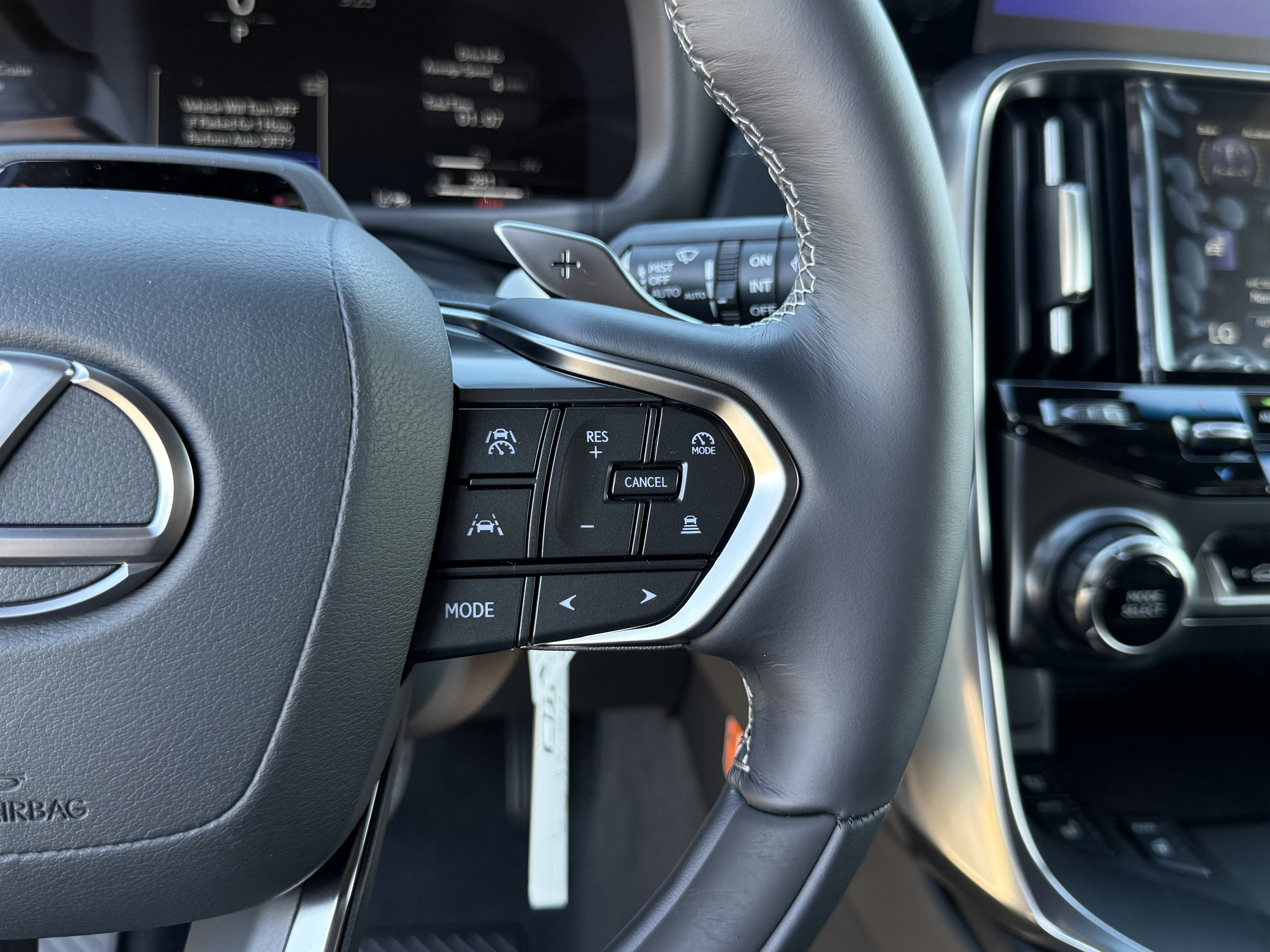 New 2026 Lexus LX 700h Luxury image 23