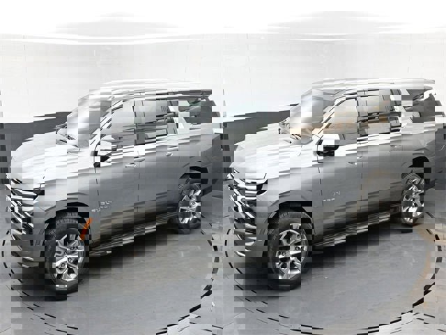 New 2026 Chevrolet Suburban Premier image 39