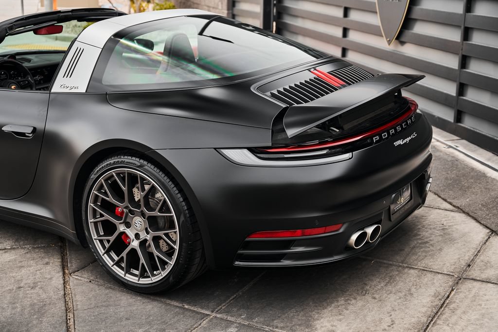 Used 2021 Porsche 911 Targa 4S AWD/4WD image 10