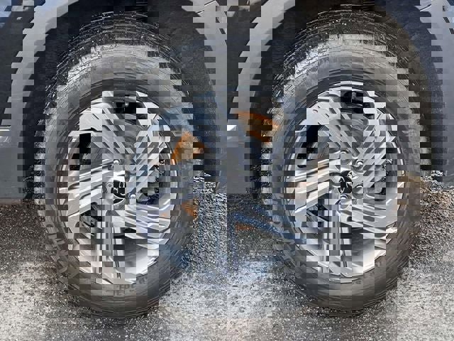 Used 2021 Hyundai Santa Fe SEL w/ Convenience Package image 14