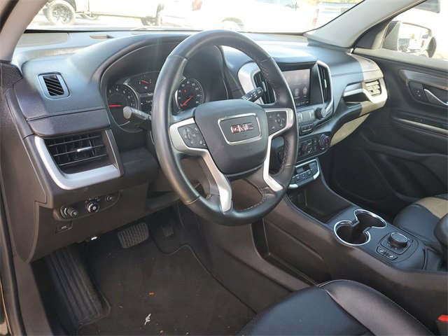 Used 2024 GMC Terrain SLT image 18