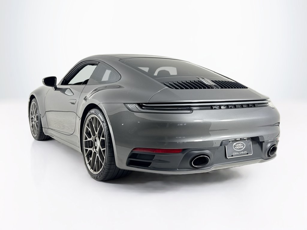 Used 2021 Porsche 911 Carrera RWD image 3