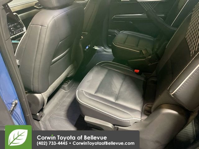 Used 2025 GMC Acadia Denali image 22