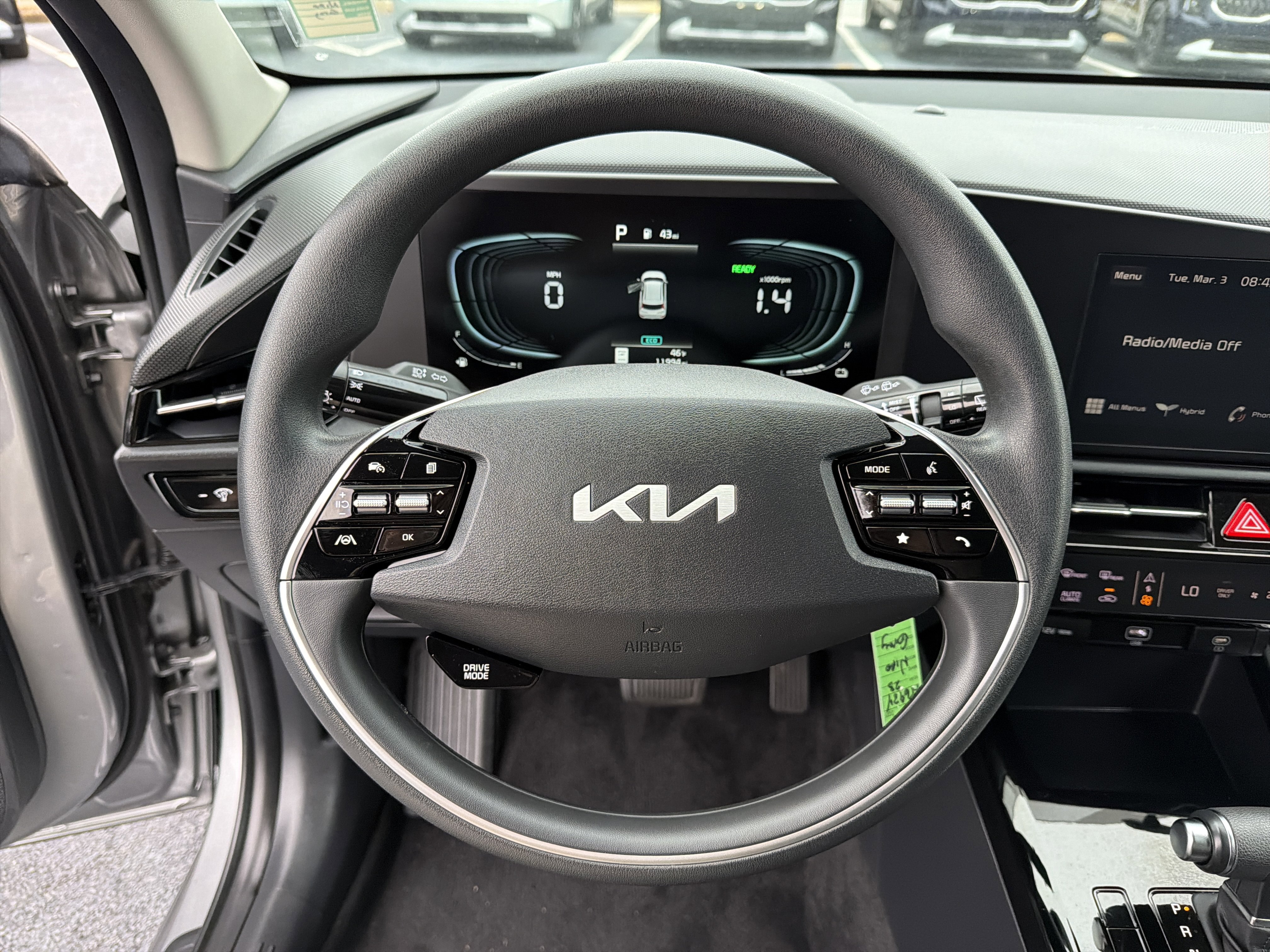 Used 2023 Kia Niro LX image 23