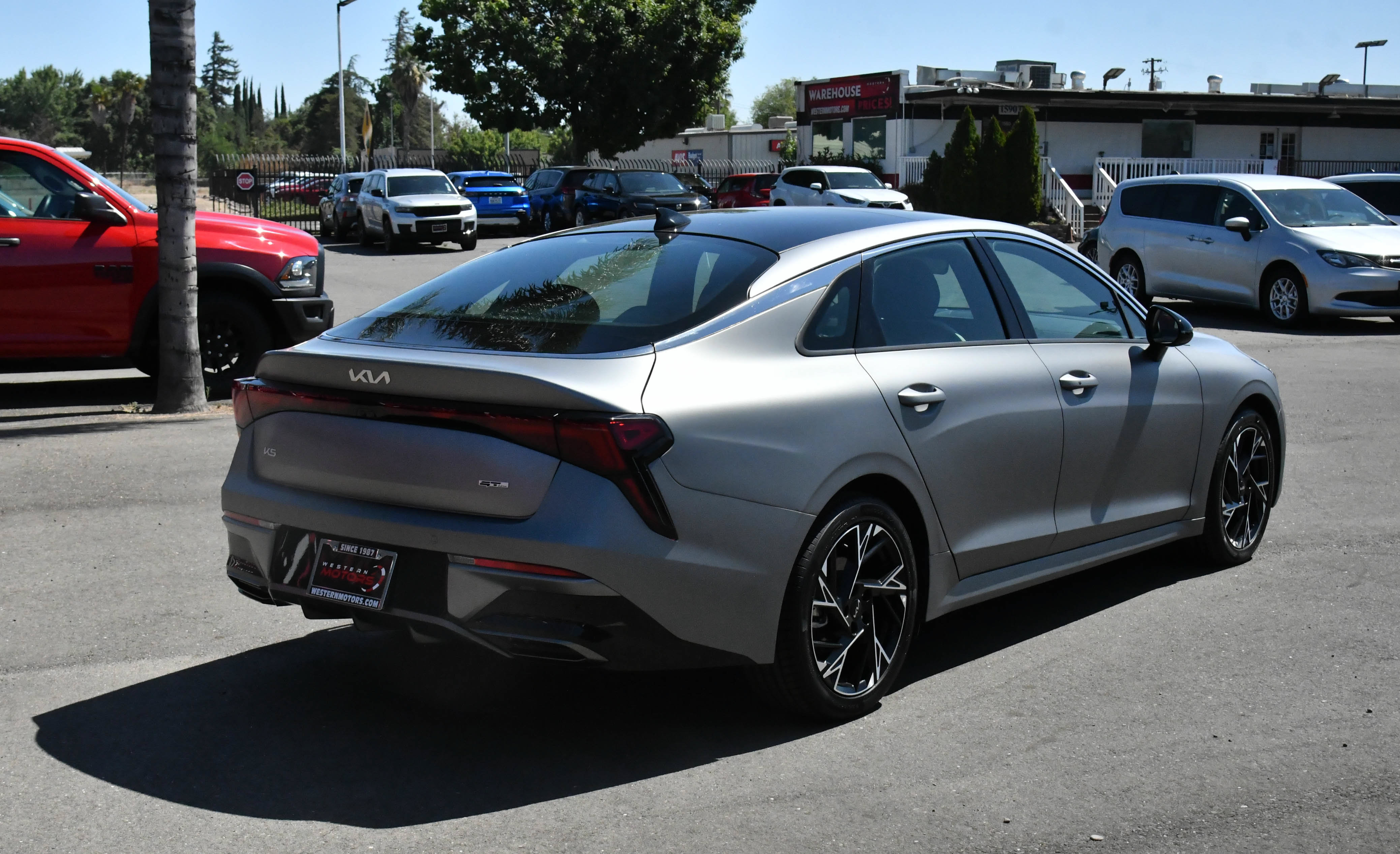 Used 2025 Kia K5 GT-Line w/ GT-Line Premium Package FWD image 8