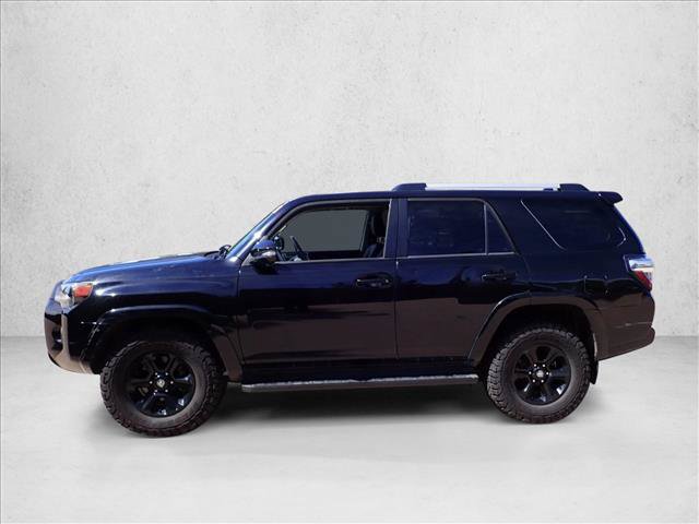 Used 2022 Toyota 4Runner SR5 Premium AWD/4WD image 2