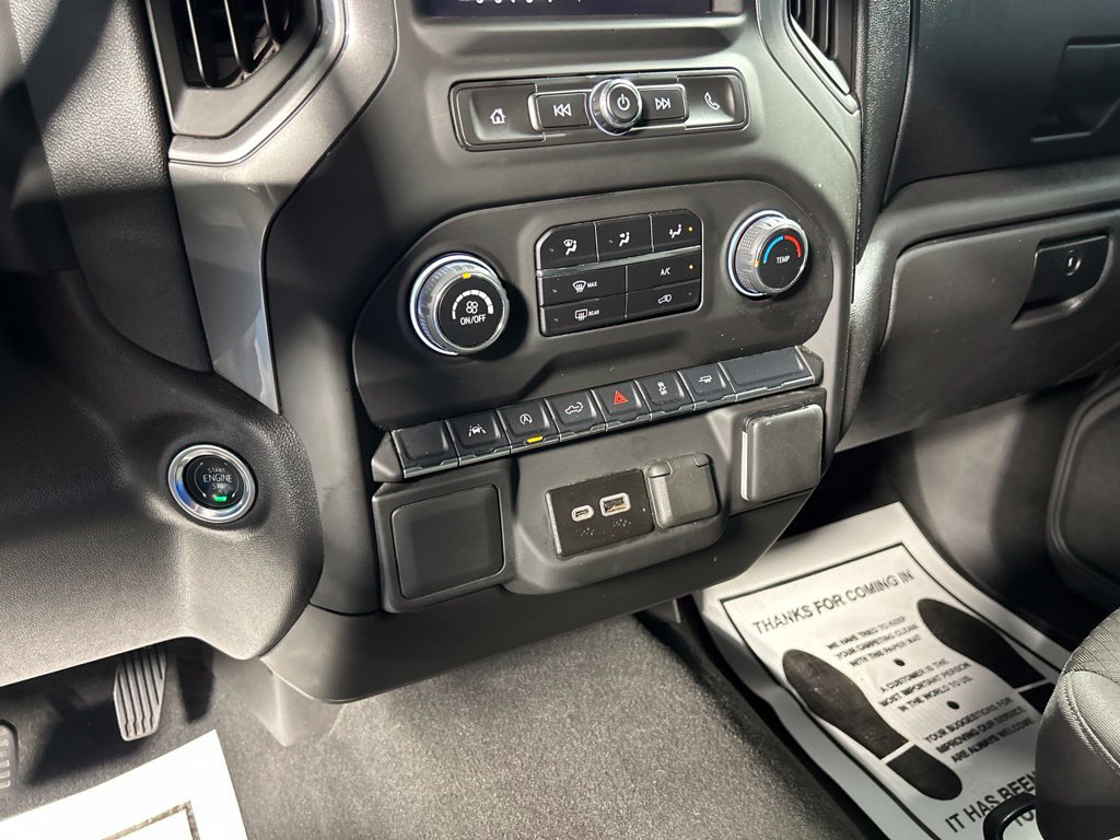 Used 2025 Chevrolet Silverado 1500 Custom RWD image 30