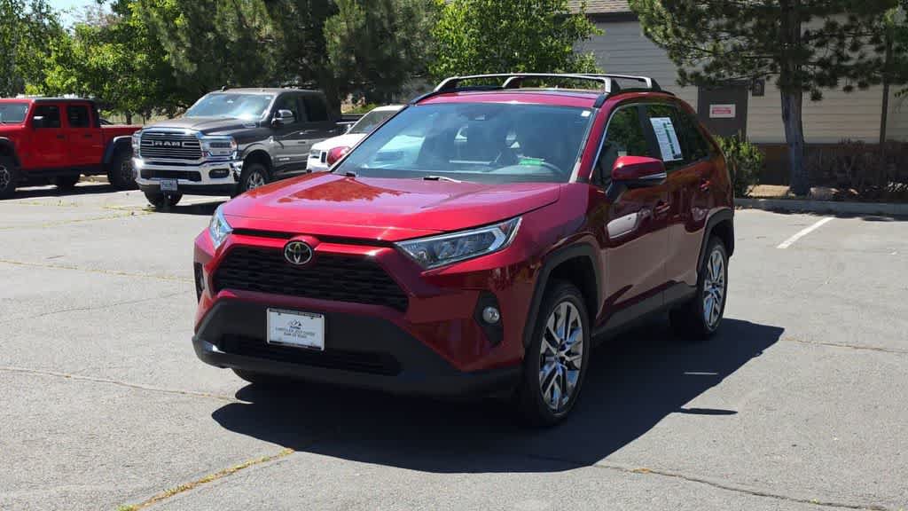 Used 2020 Toyota RAV4 XLE Premium AWD/4WD image 4