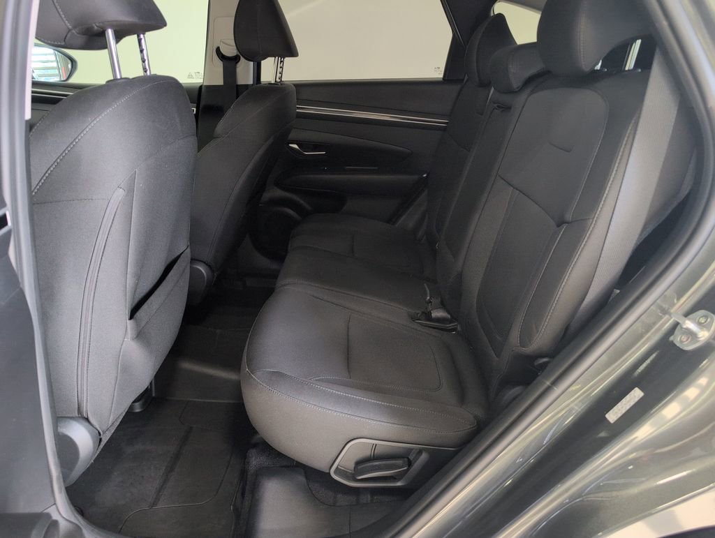Certified 2022 Hyundai Tucson SEL w/ Winter Package AWD/4WD image 25