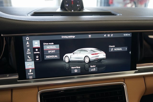 Used 2019 Porsche Panamera 4 image 39