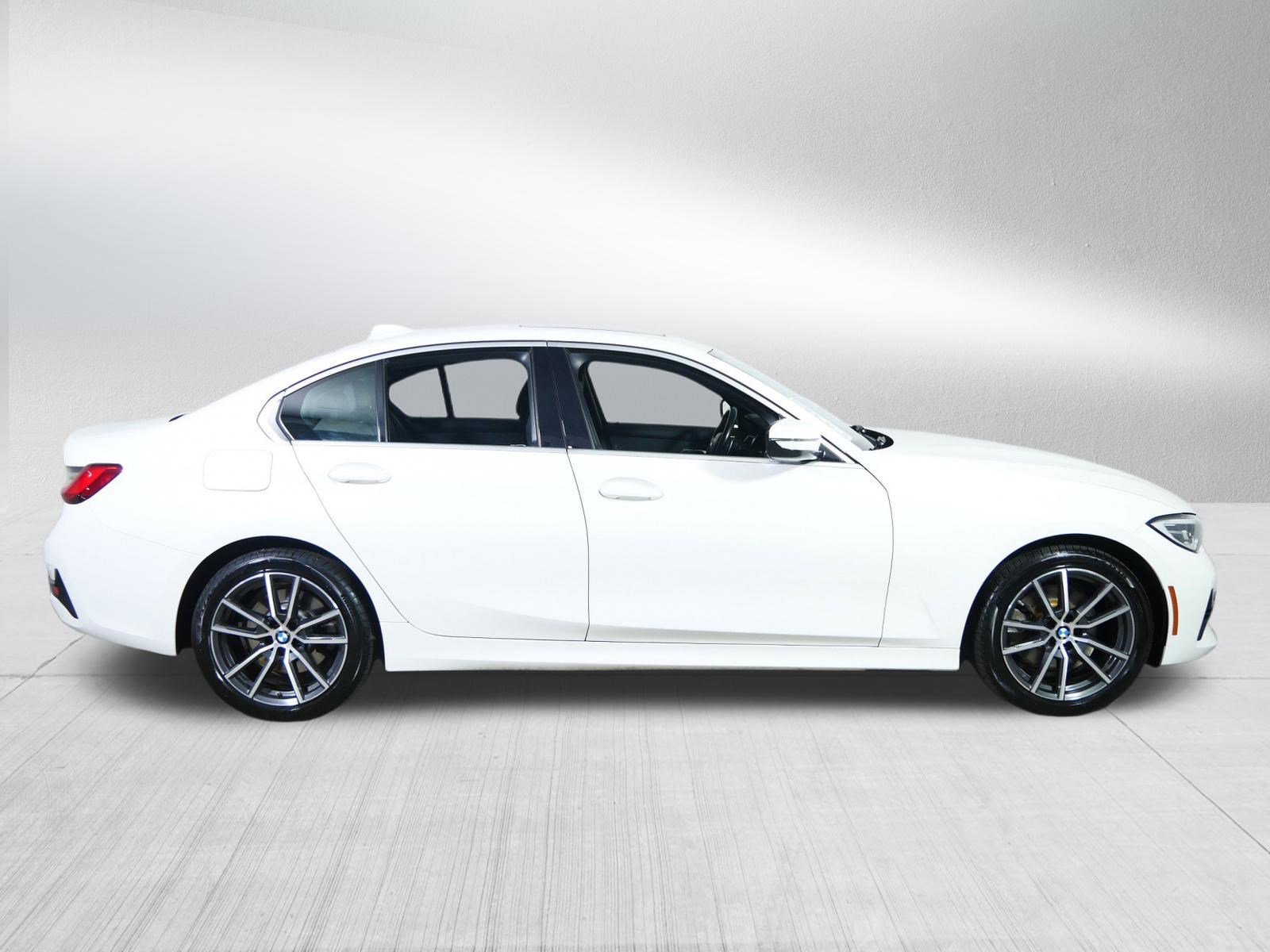 Used 2021 BMW 330e xDrive w/ Convenience Package image 8