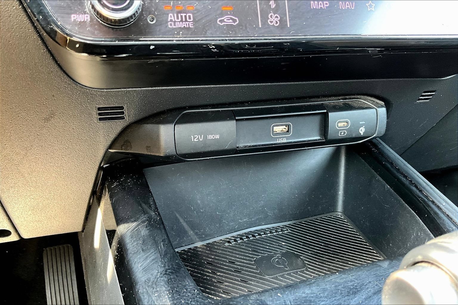 Used 2023 Kia Niro EX FWD image 13