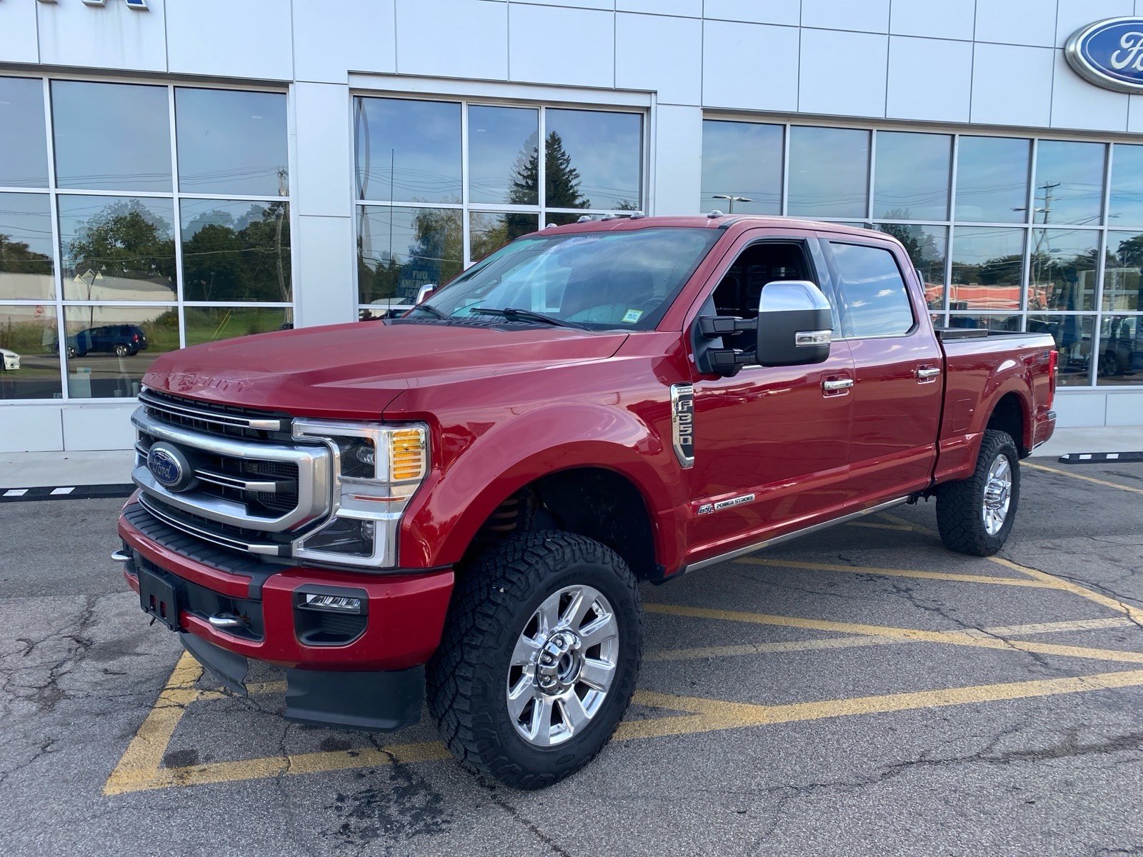 Used 2021 Ford F350 Platinum w/ FX4 Off-Road Package AWD/4WD image 1