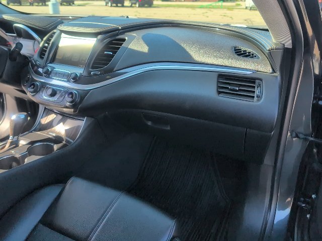 Used 2019 Chevrolet Impala LT FWD image 38