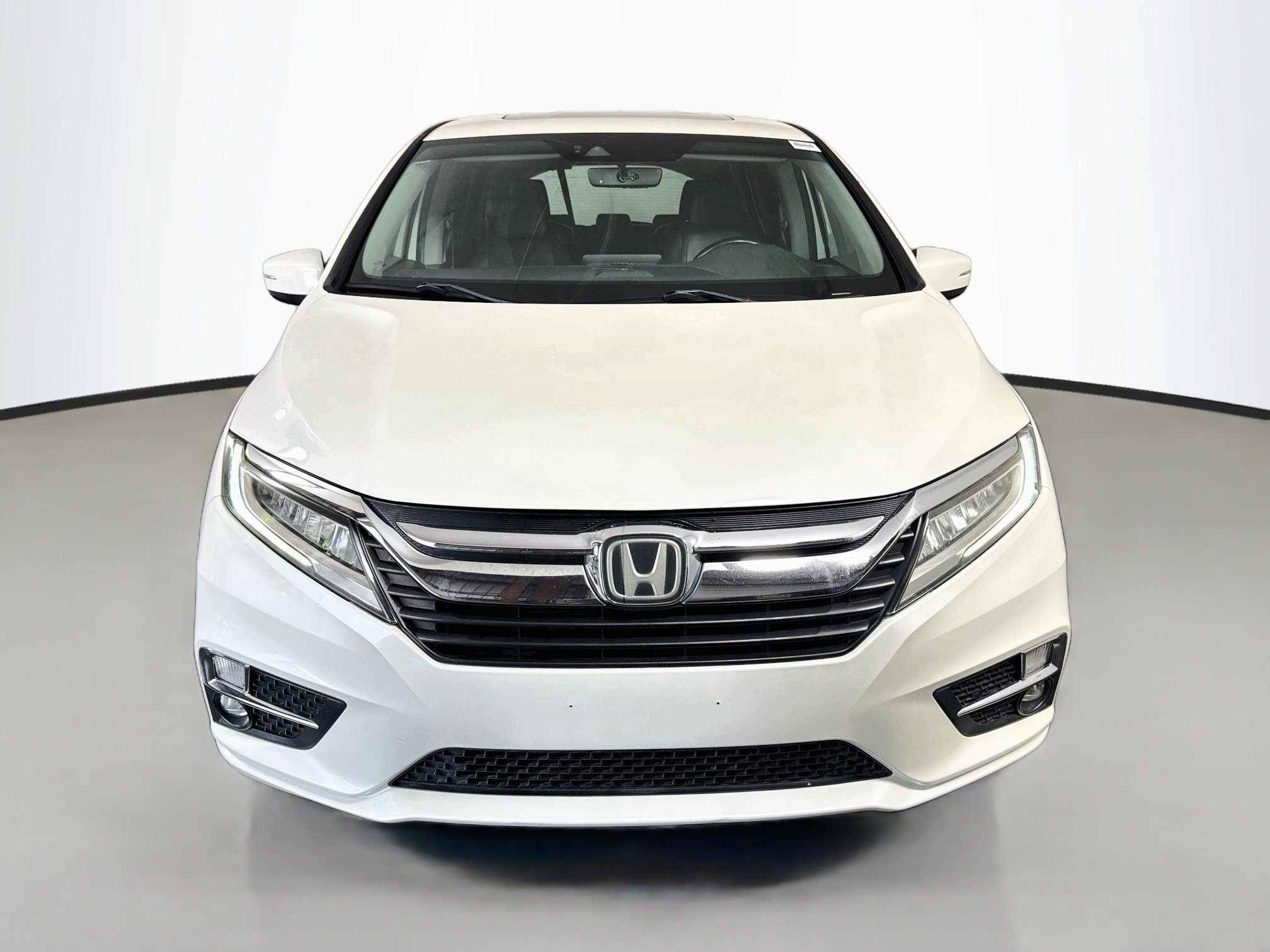 Used 2018 Honda Odyssey Elite image 2