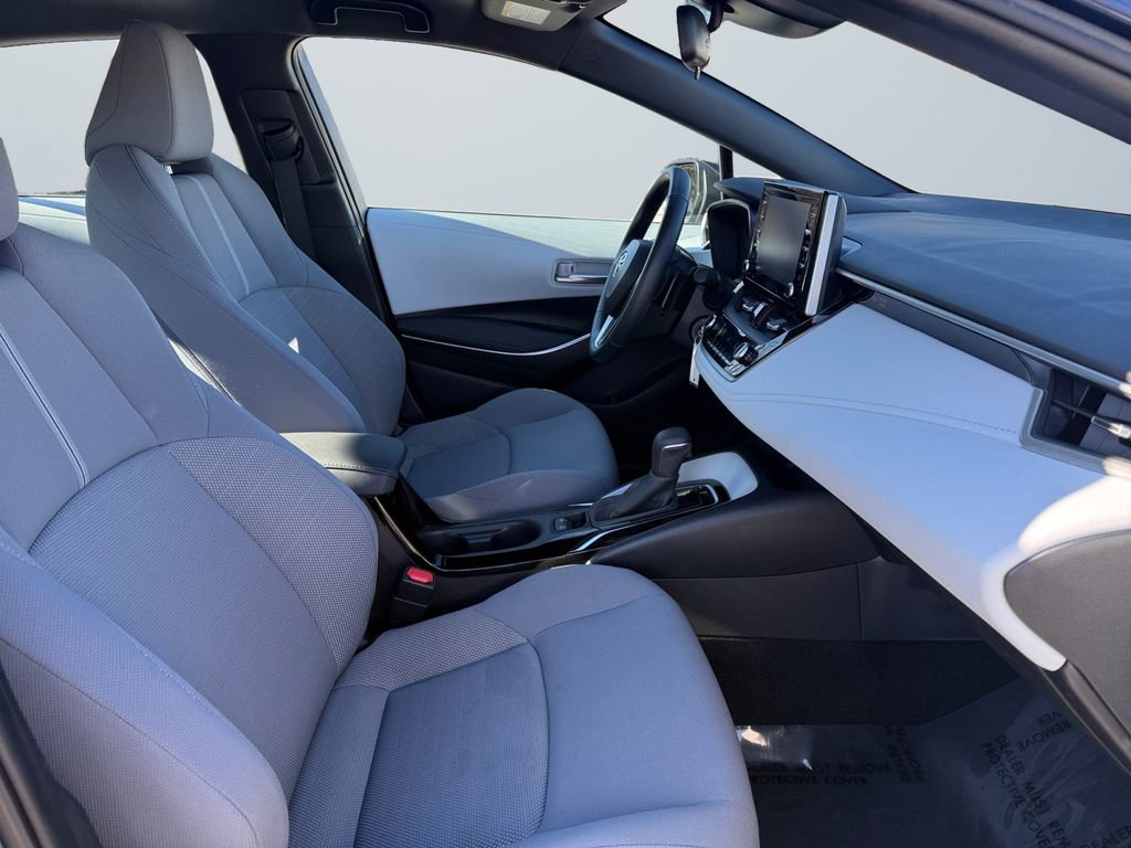 Used 2021 Toyota Corolla SE w/ Carpet Mat Package (TMS) image 15