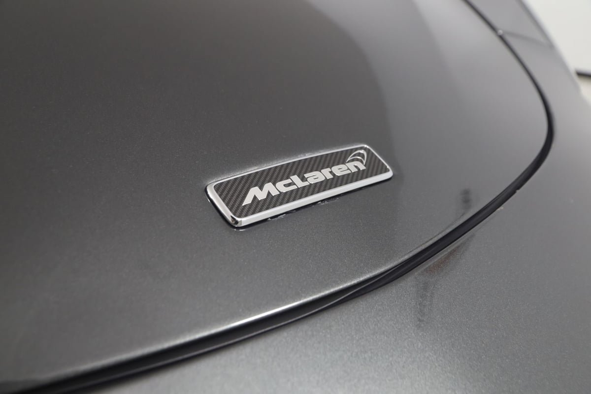 Used 2020 McLaren 570S Coupe RWD image 21