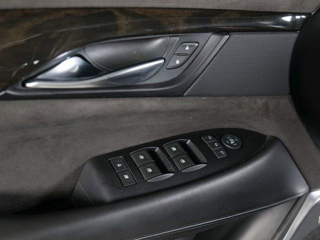 Used 2019 Cadillac Escalade ESV Platinum AWD/4WD image 29