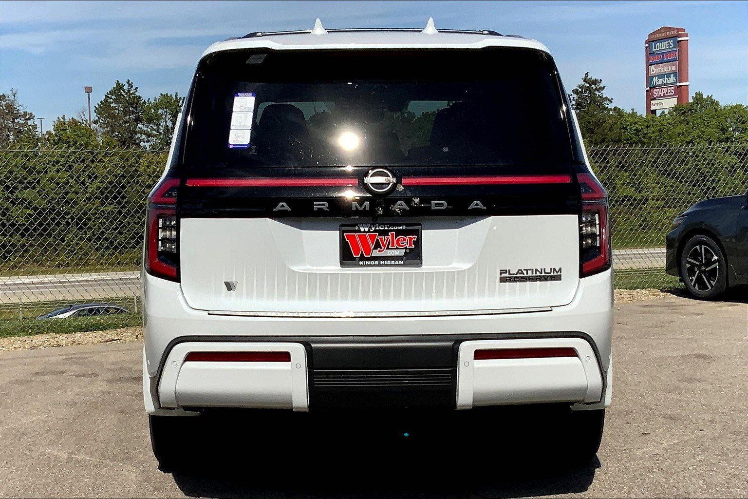 New 2026 Nissan Armada Platinum Reserve image 4