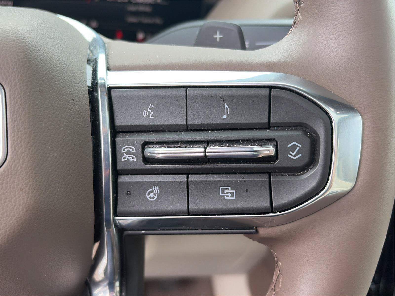 Certified 2026 GMC Yukon Denali w/ Sun & Power Step Package AWD/4WD image 29