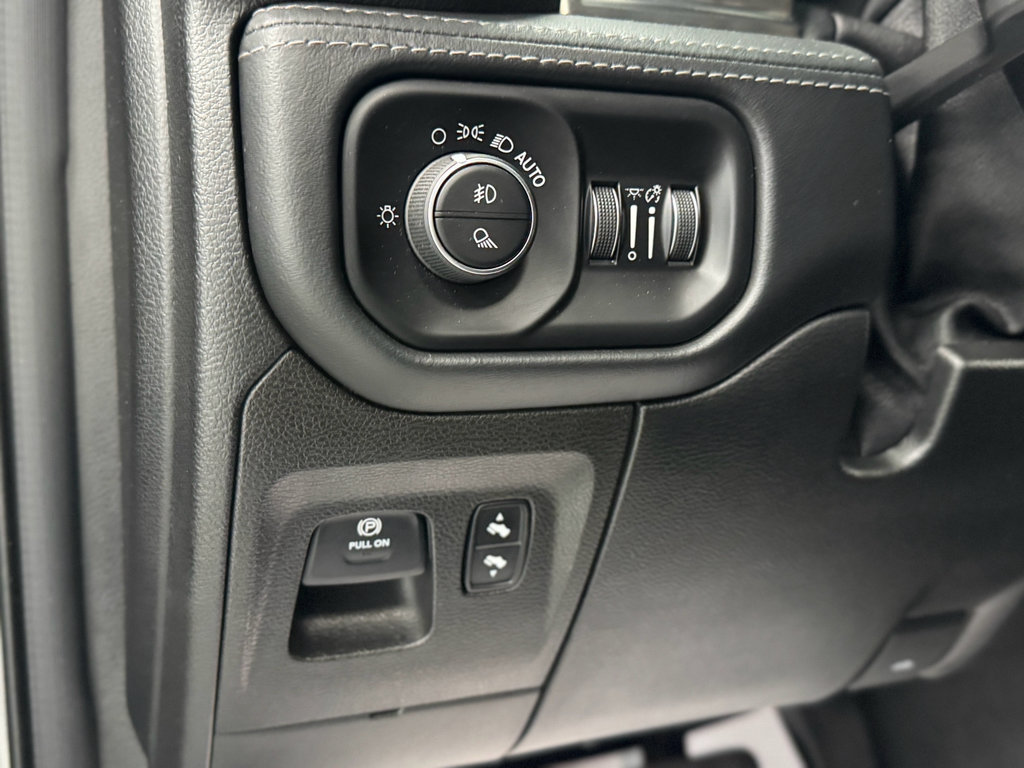 Used 2019 RAM 1500 Limited w/ Bed Utility Group AWD/4WD image 16