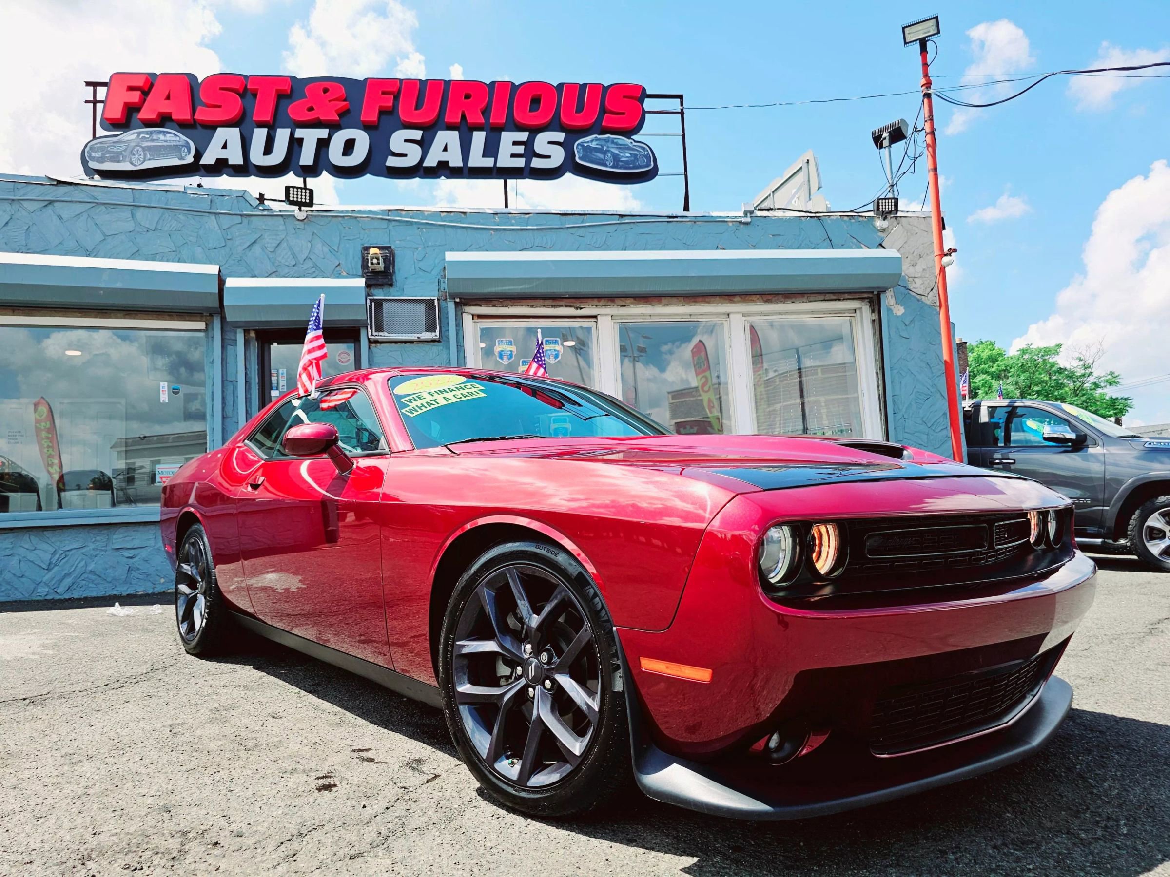 Used 2022 Dodge Challenger GT w/ Plus Package image 28