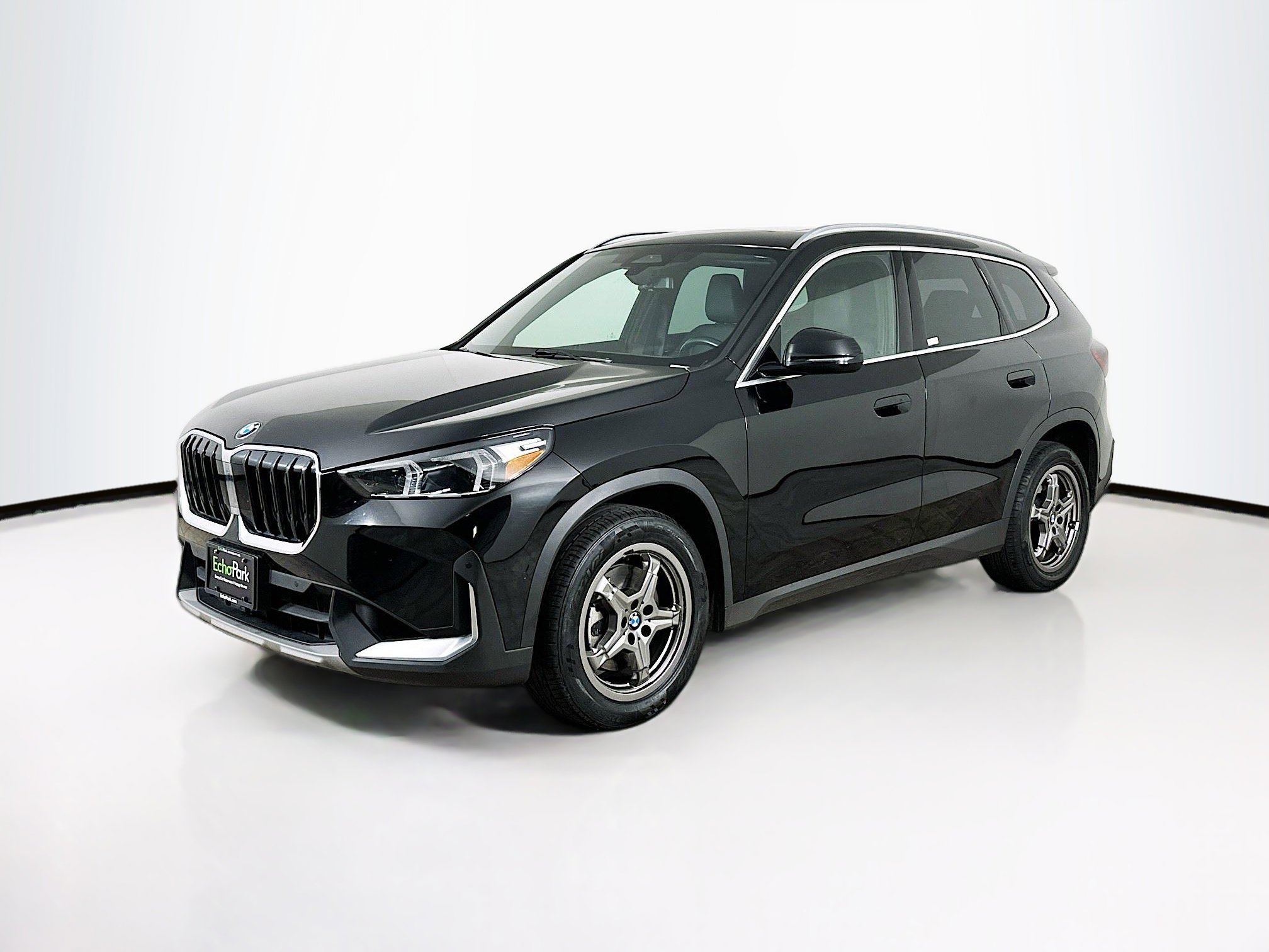Used 2023 BMW X1 xDrive28i image 3