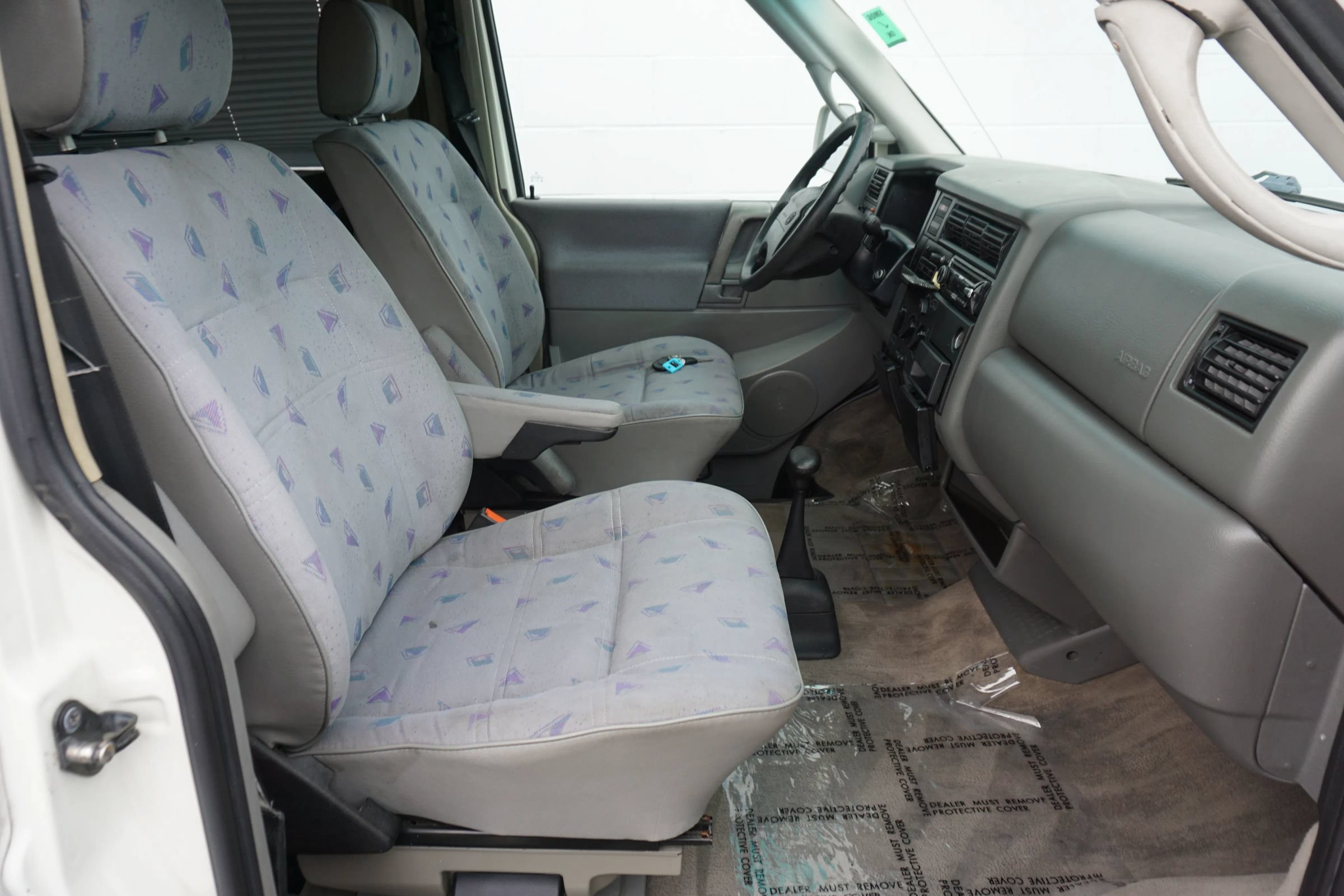 Used 1997 Volkswagen Eurovan Camper FWD image 16
