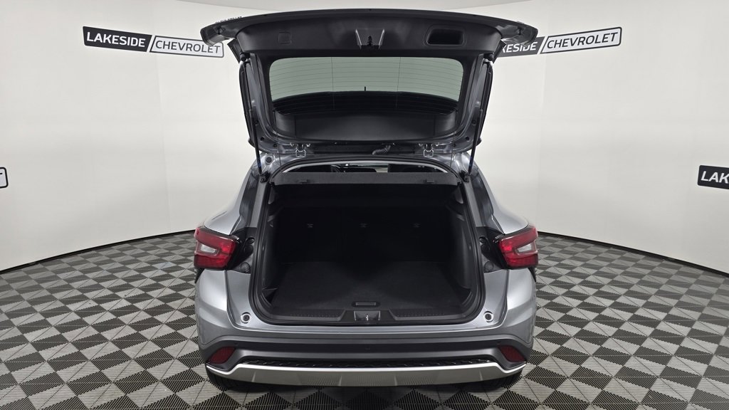 New 2025 Chevrolet Trax LT w/ Driver Confidence Package image 22