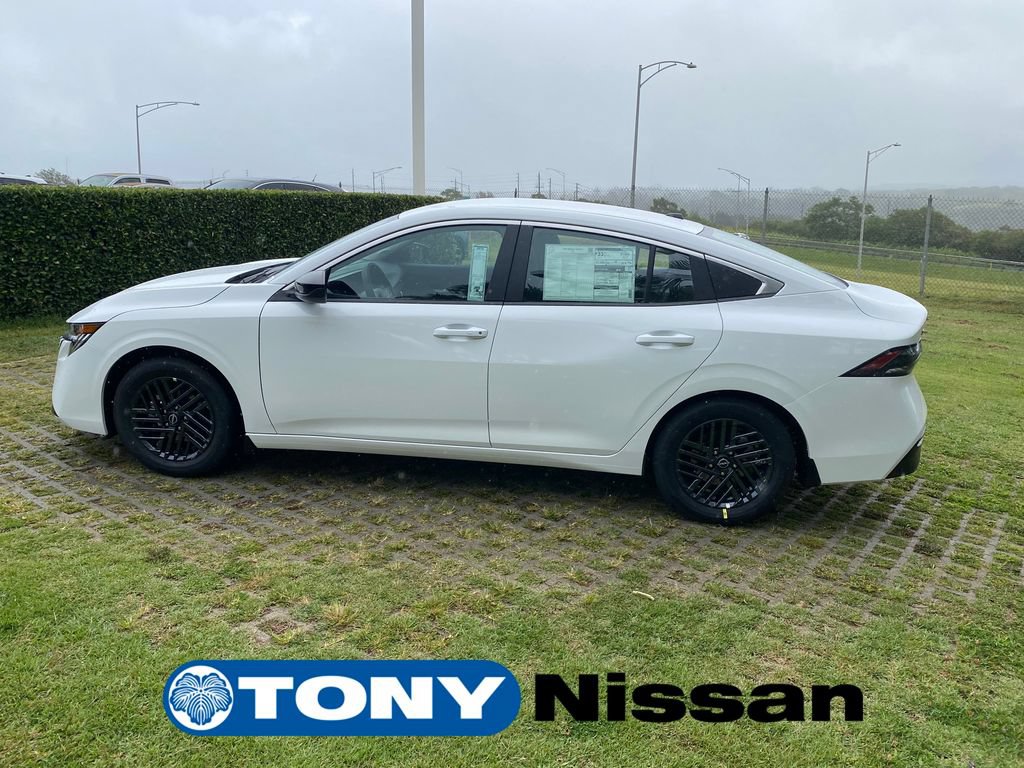 New 2026 Nissan Sentra SV w/ Floor Mat Package FWD image 4