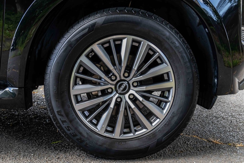 Certified 2023 Nissan Armada SL image 29