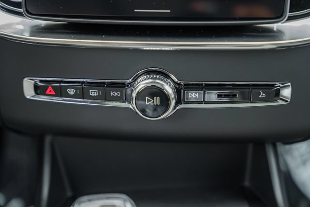 New 2026 Volvo XC90 T8 Core AWD/4WD image 23
