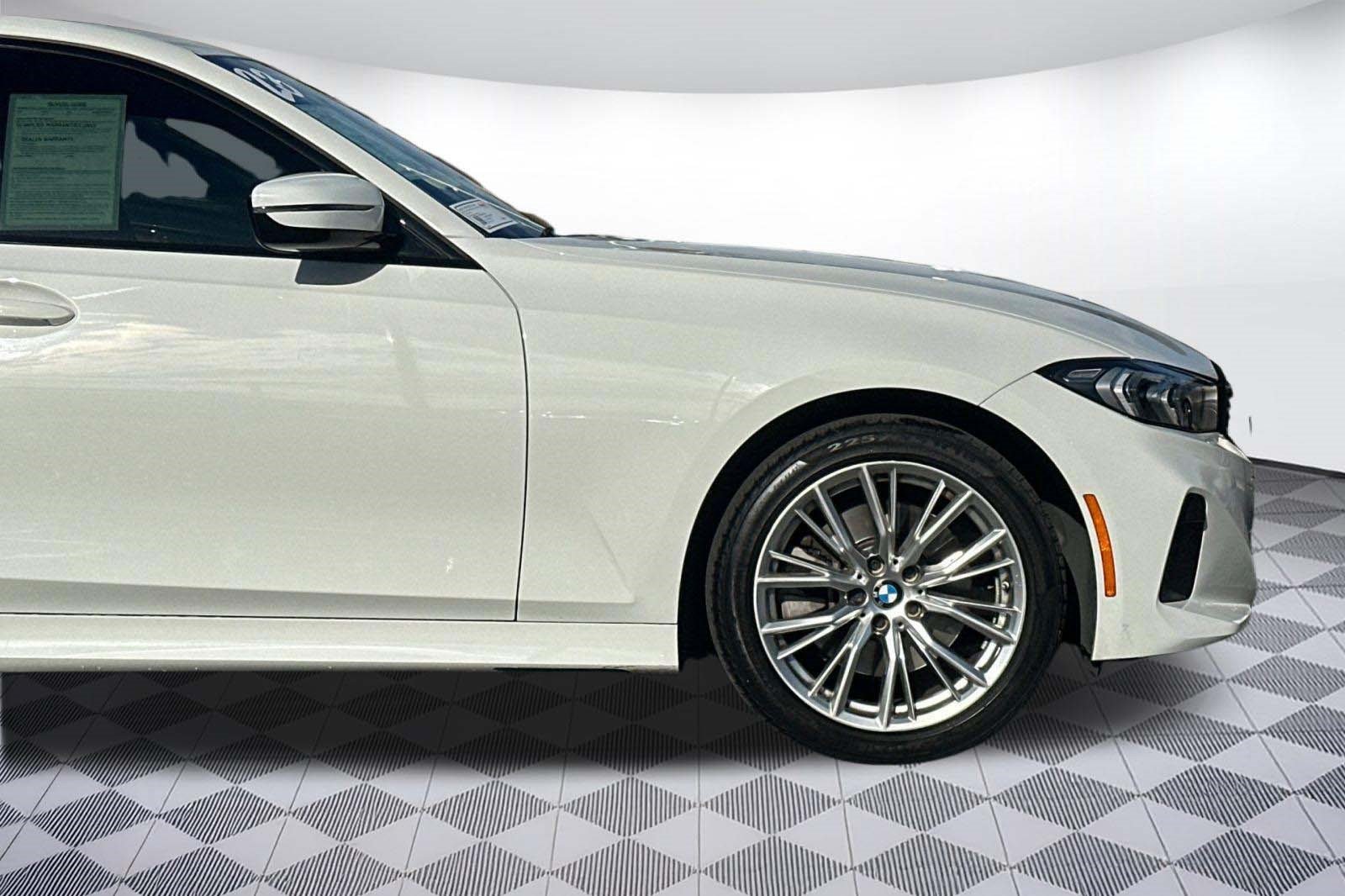 Used 2023 BMW 330i Sedan w/ Premium Package RWD image 36
