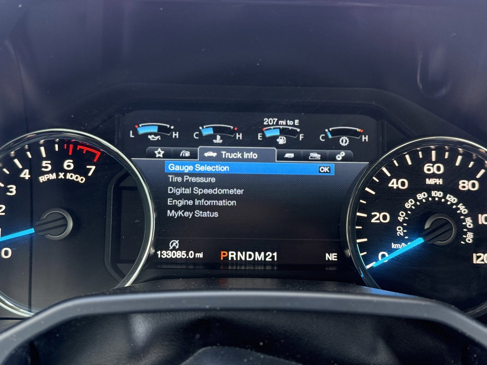 Used 2015 Ford F150 Lariat w/ Equipment Group 501A Mid image 23