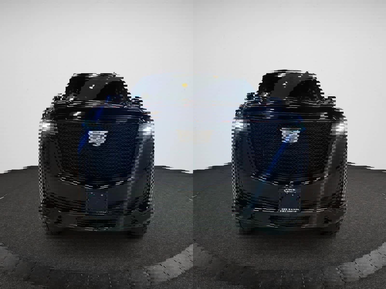 Certified 2024 Cadillac Escalade ESV Sport Platinum w/ LPO, ONYX Package image 4