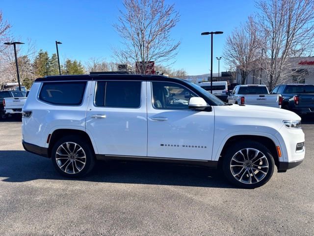 Used 2022 Jeep Grand Wagoneer Series III w/ Rear Seat Video Group 1 AWD/4WD image 5