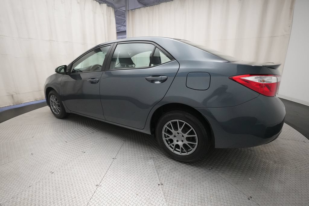 Used 2016 Toyota Corolla LE FWD image 32